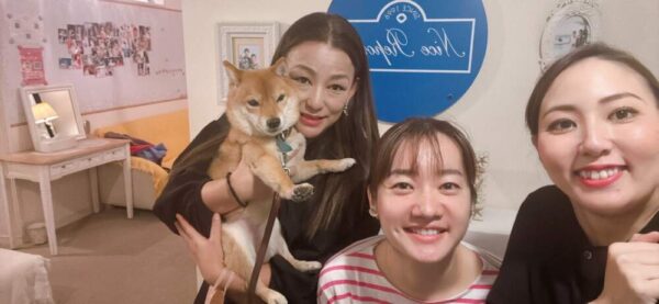 フェイシャルマッサージ