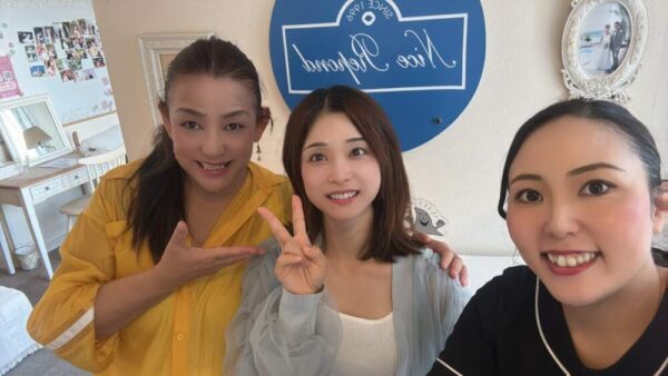 フェイシャルマッサージ