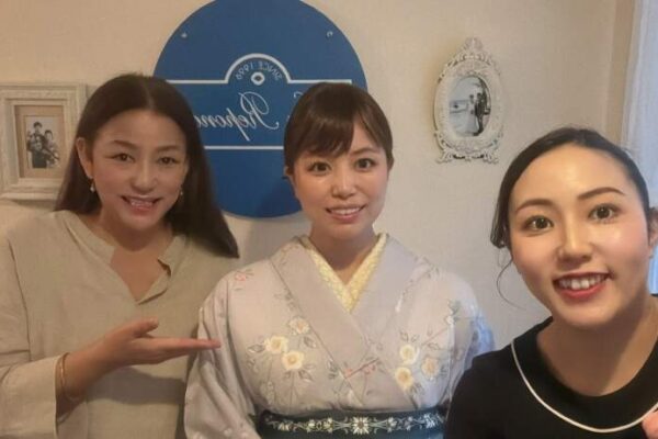 お着物姿も美しい